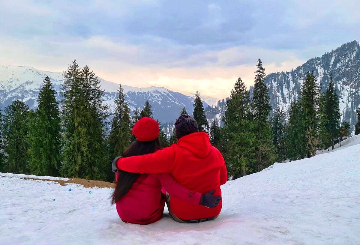 Kashmir 5 Days Couple Tour