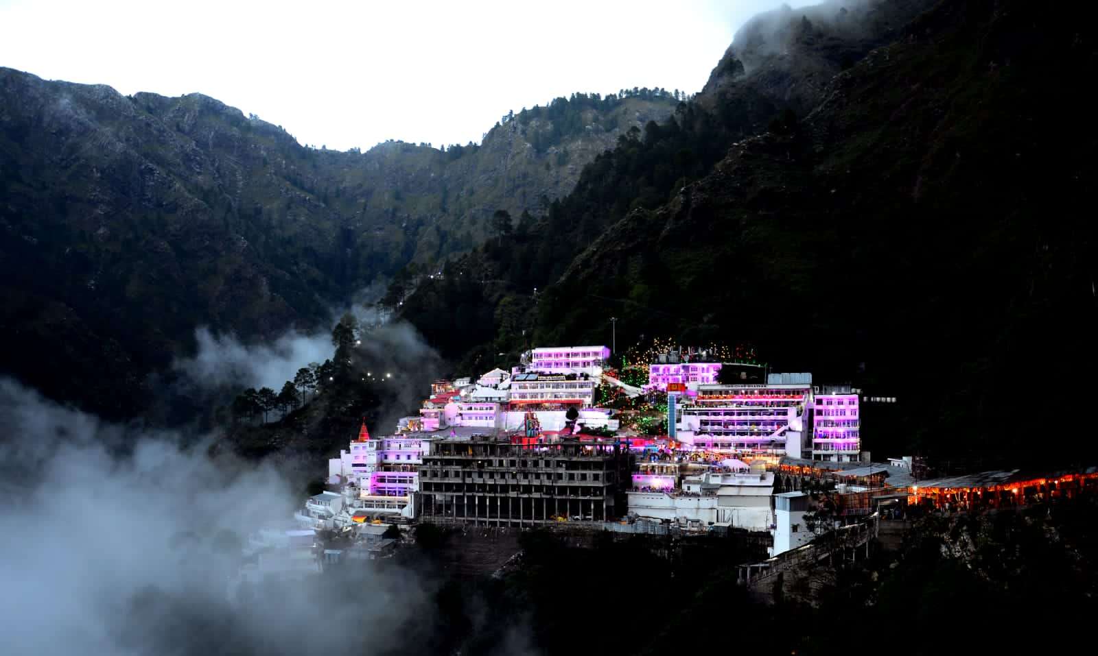 Vaishno Devi Couple Packages, with Train & Flights at Cheap Cost